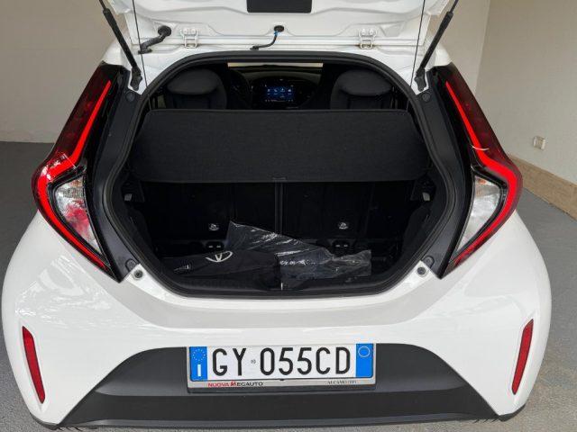 TOYOTA Aygo X 1.0 VVT-i 72 CV 5 porte Active