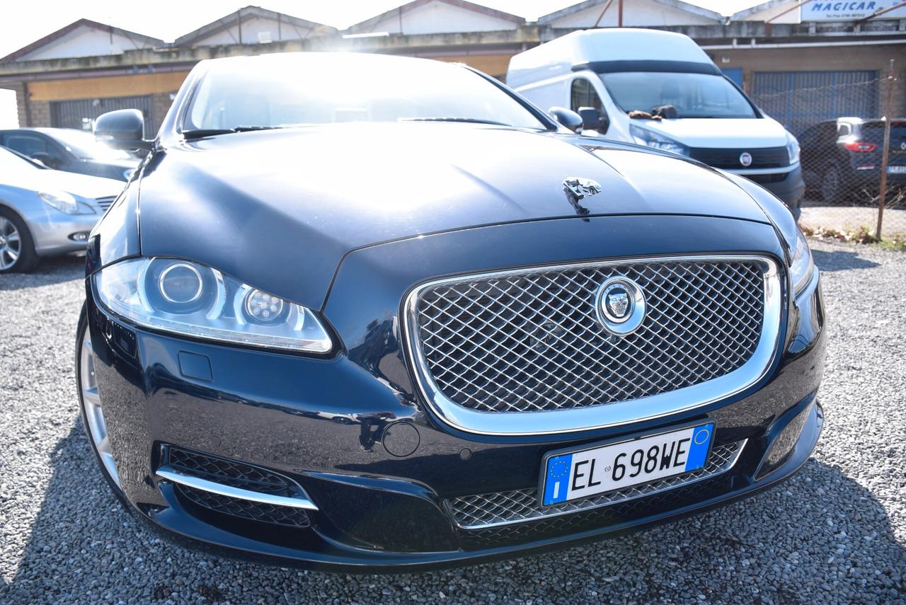 Jaguar XJ 3.0D V6 LWB Portfolio AUTOM. IVA DETR.