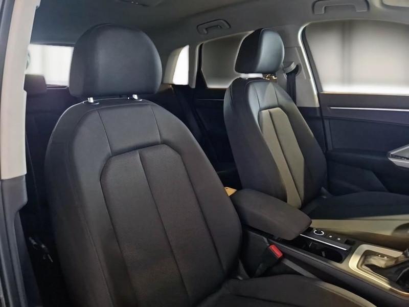 AUDI Q3 35 TDI S tronic Business