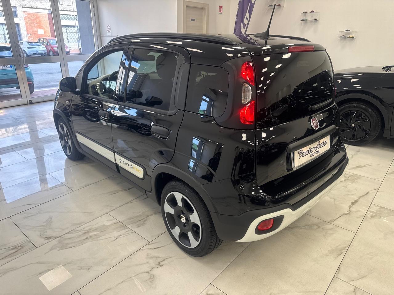 Fiat Panda Pandina 1.0 FireFly 65 CV Hybrid Cross