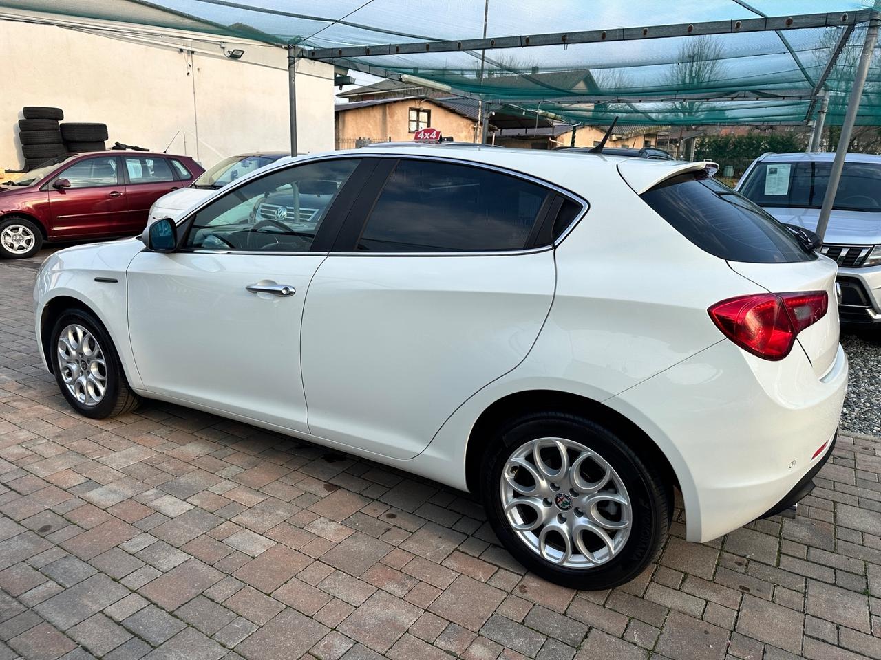 Alfa Romeo Giulietta 1.6 JTDm-2 105 CV Exclusive