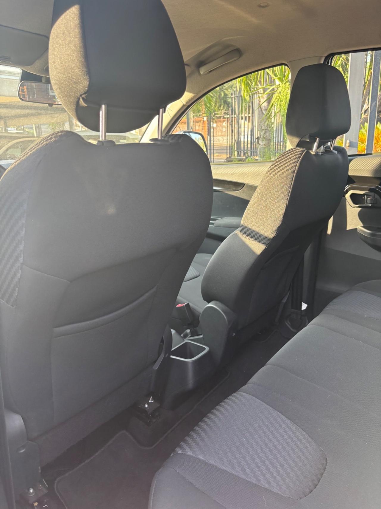 Mahindra KUV100 1.2 VVT K8