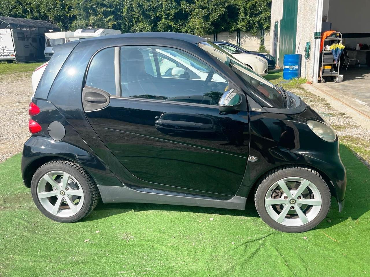 Smart ForTwo 1000 52 kW coupé pure