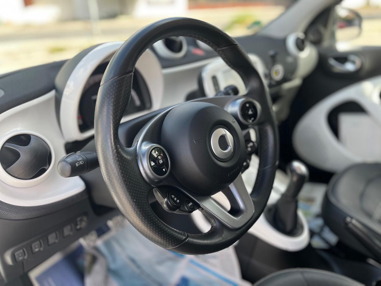 Smart ForFour 70 1.0 Prime/Navi/Pelle