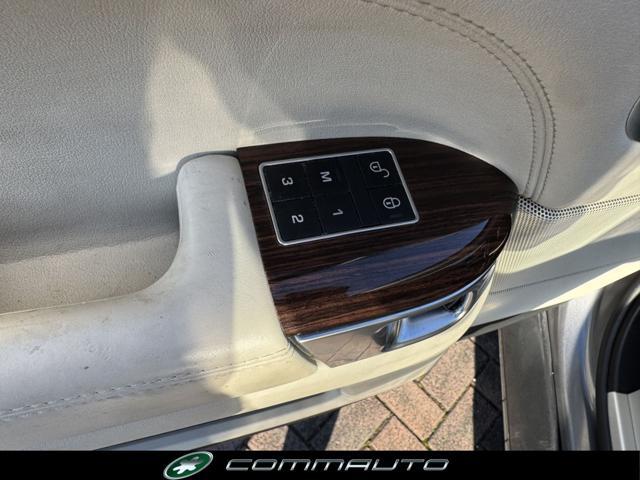 LAND ROVER Range Rover 3.0 TDV6 VOGUE