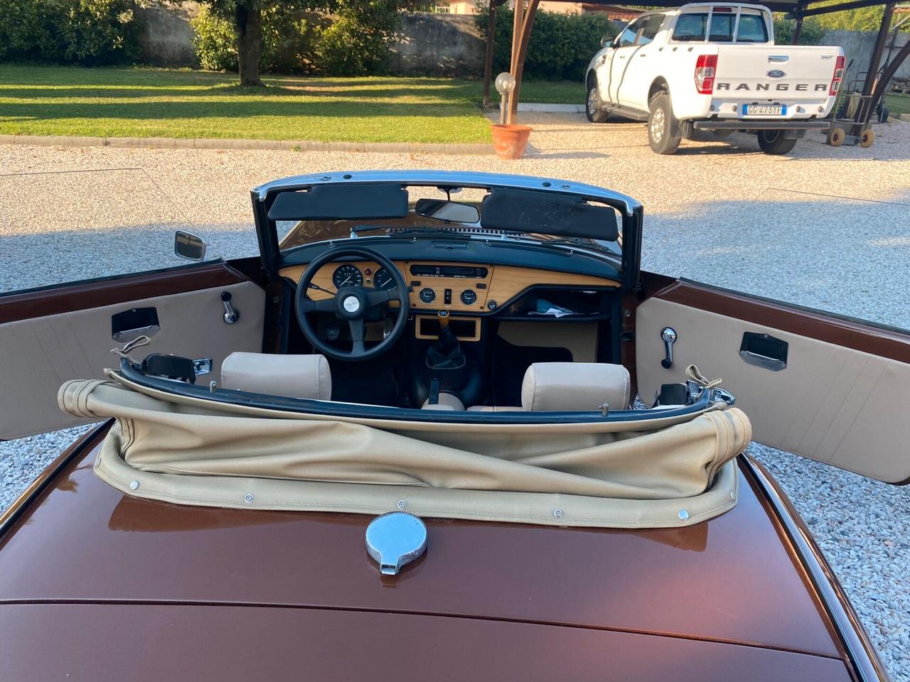 TRIUMPH SPITFIRE 1500 Benzina "CABRIO"