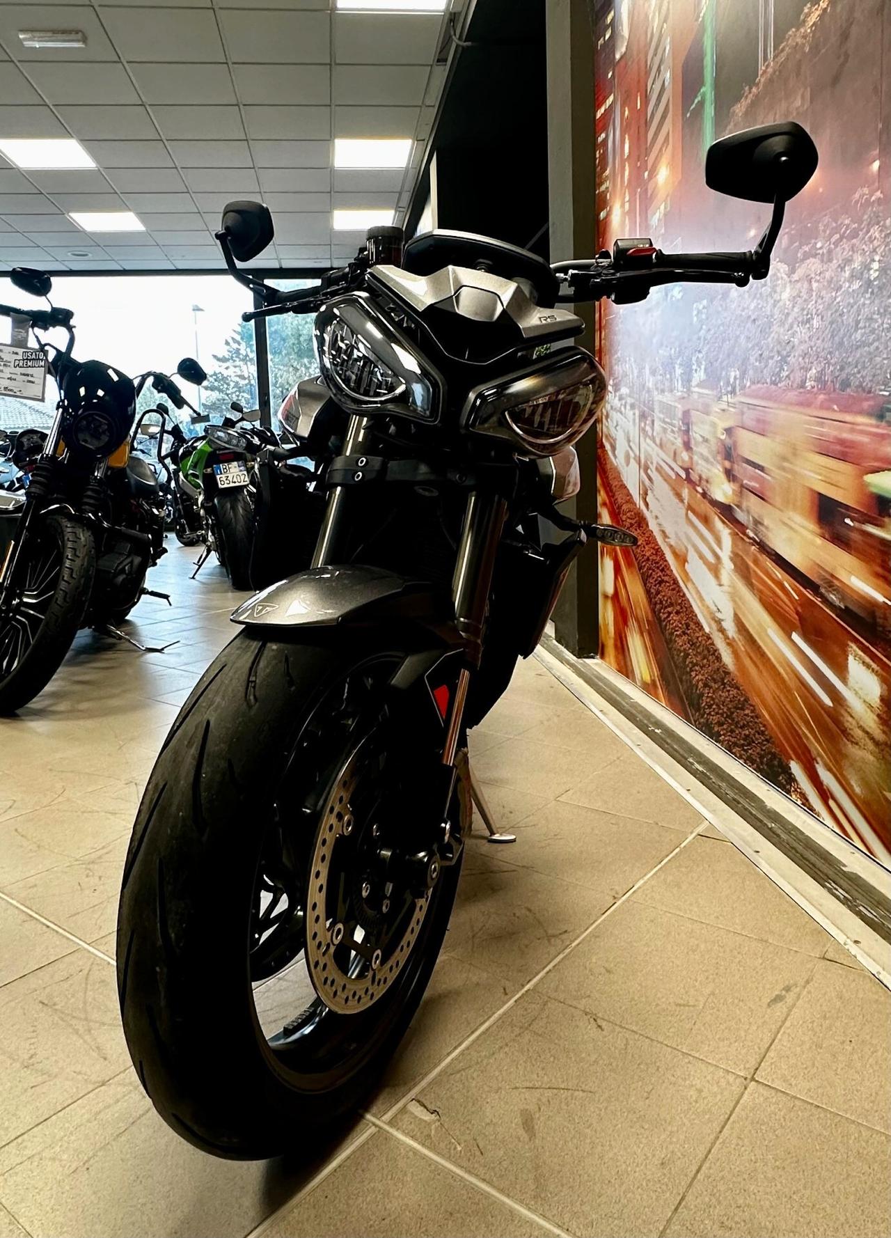 Triumph Street Triple