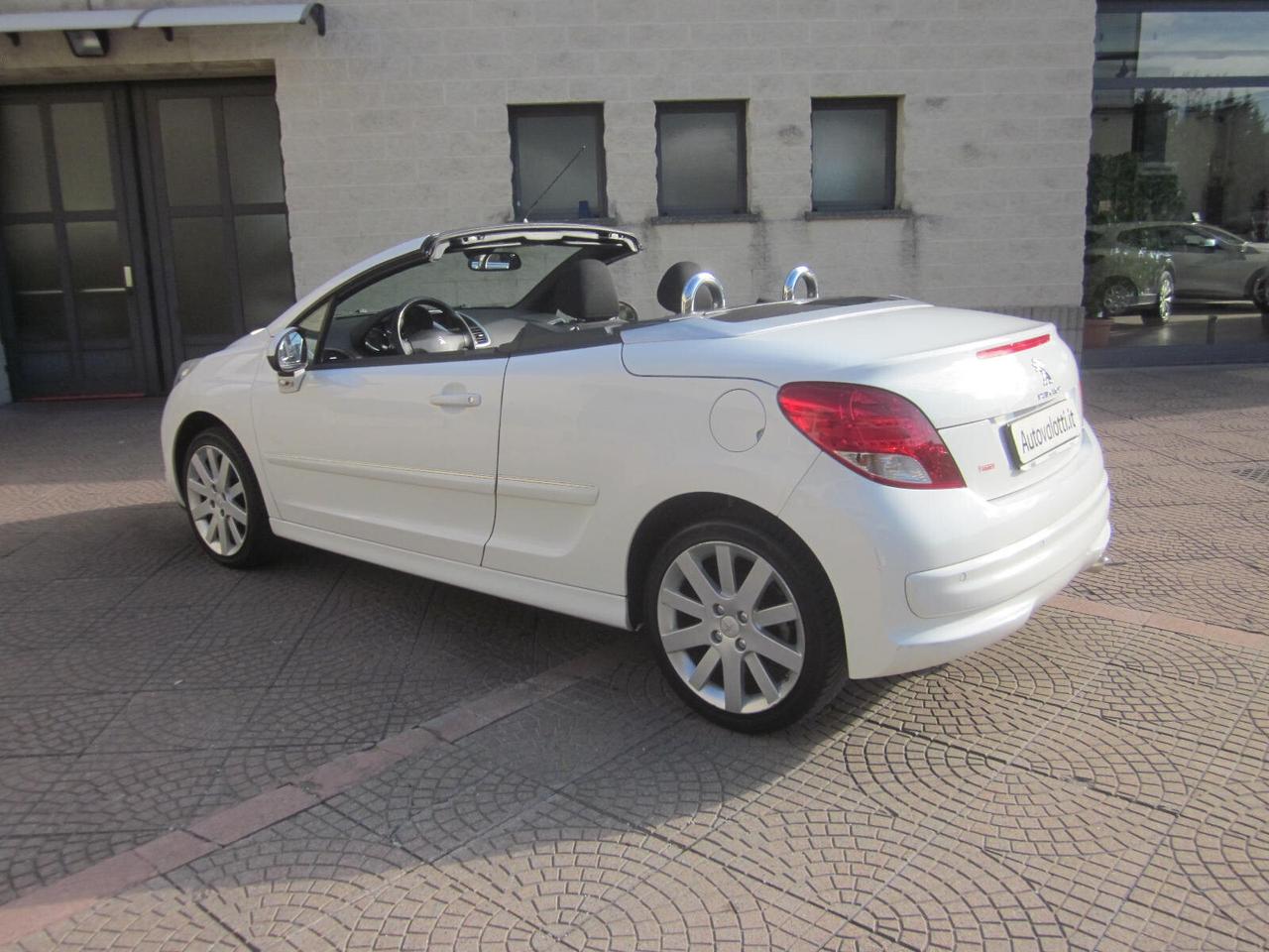 Peugeot 207 1.6 8V HDi 112CV CC Allure