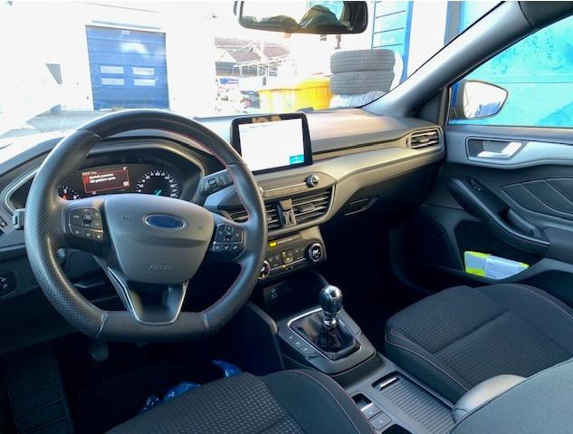 FORD Focus V 2022 - Focus 1.0 ecoboost h ST-Line Design 125cv