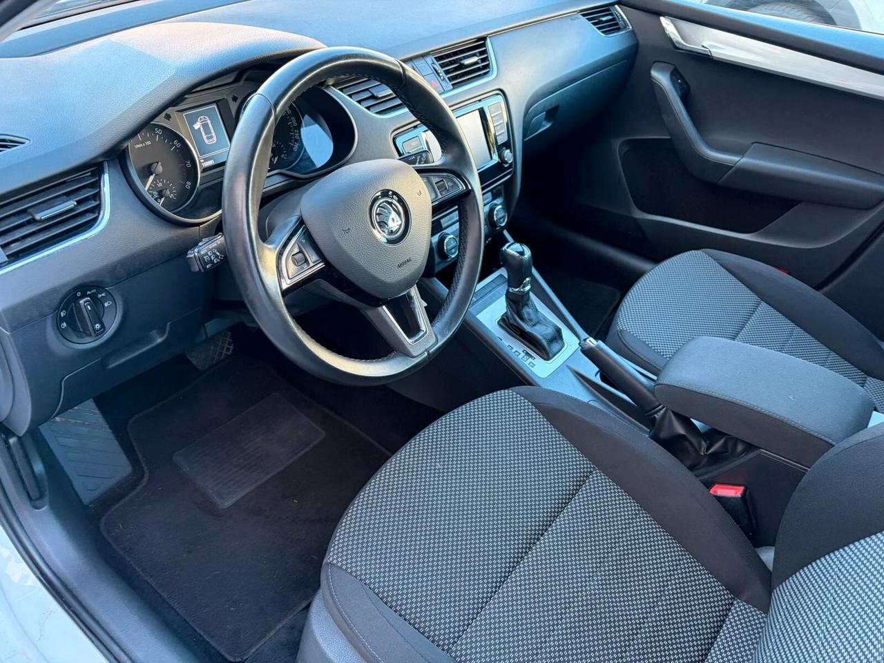 Skoda Octavia 1.4 TSI DSG Wagon Ambition G-Tec