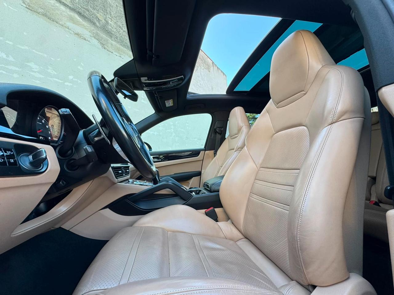 Porsche Cayenne 3.0 V6