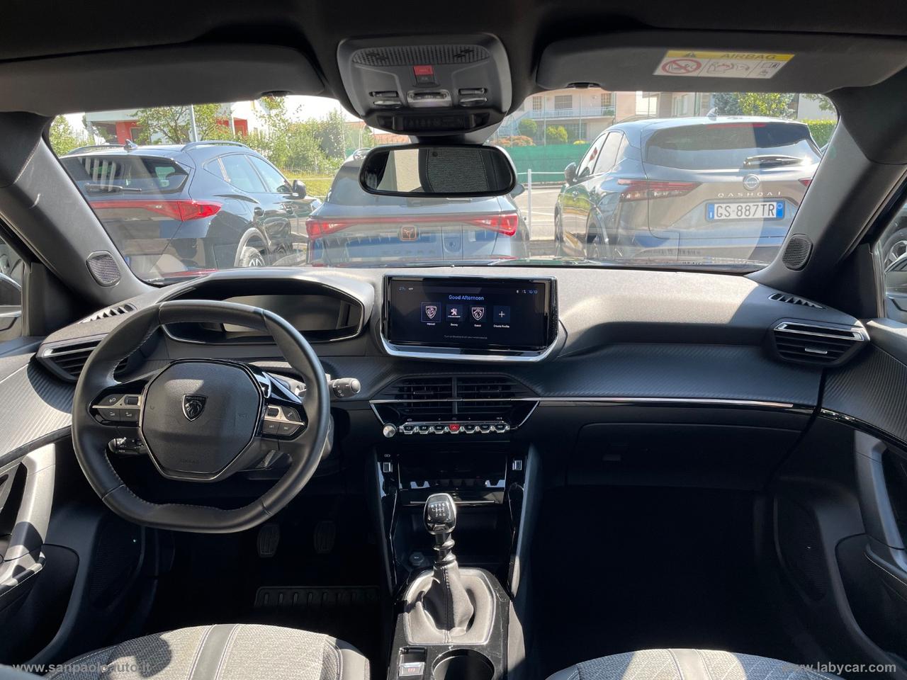 PEUGEOT 2008 PureTech 100 S&S Allure
