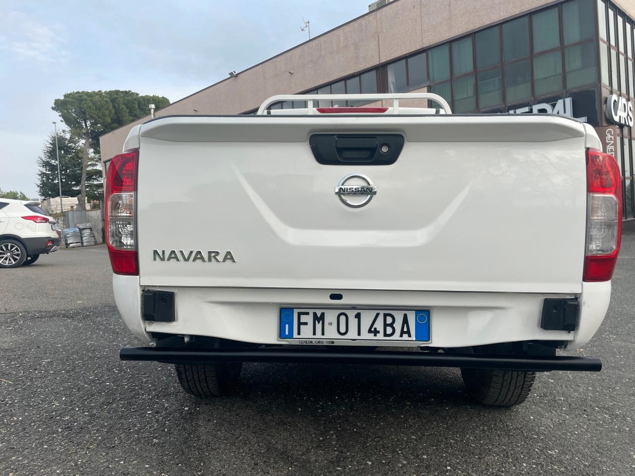 Nissan Navara 2.3 dCi 4WD King Cab Visia Doppia Cabina