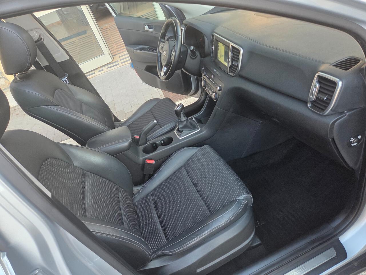 KIA SPORTAGE 1.7 115 CV TETTO APRIBILE SOLI KM 100000 CERTIF