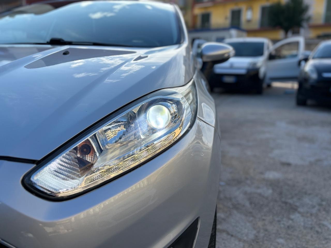 Ford Fiesta 1.6 tdci titanium xenon navigatore