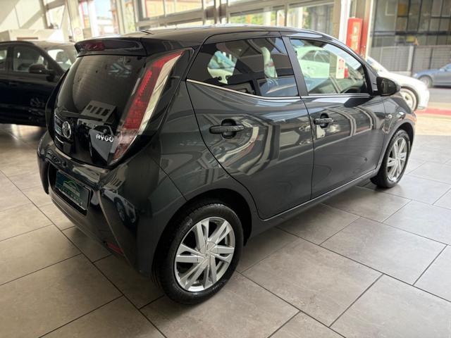 TOYOTA Aygo 1.0 VVT-i 69CV 5 porte x-clusiv Edition45