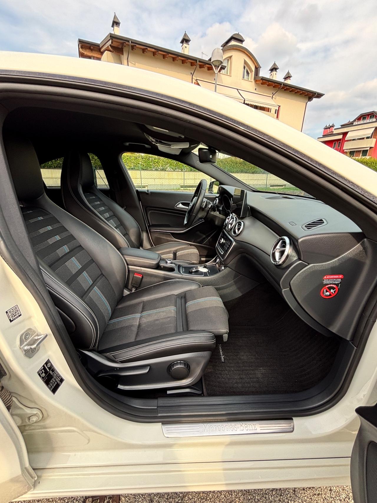 Mercedes-benz GLA 200 d Automatic Premium