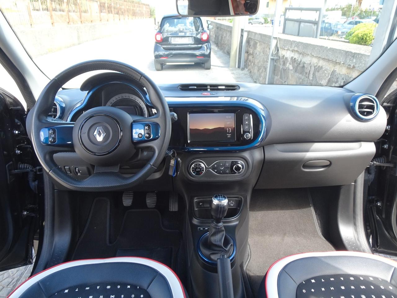 RENAULT TWINGO SCE 75 CV Signature