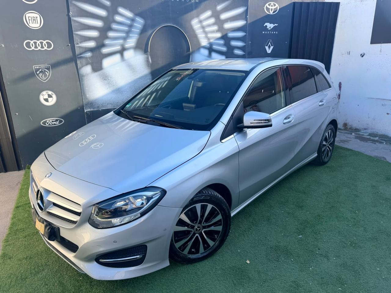 Mercedes-benz B 180 Premium