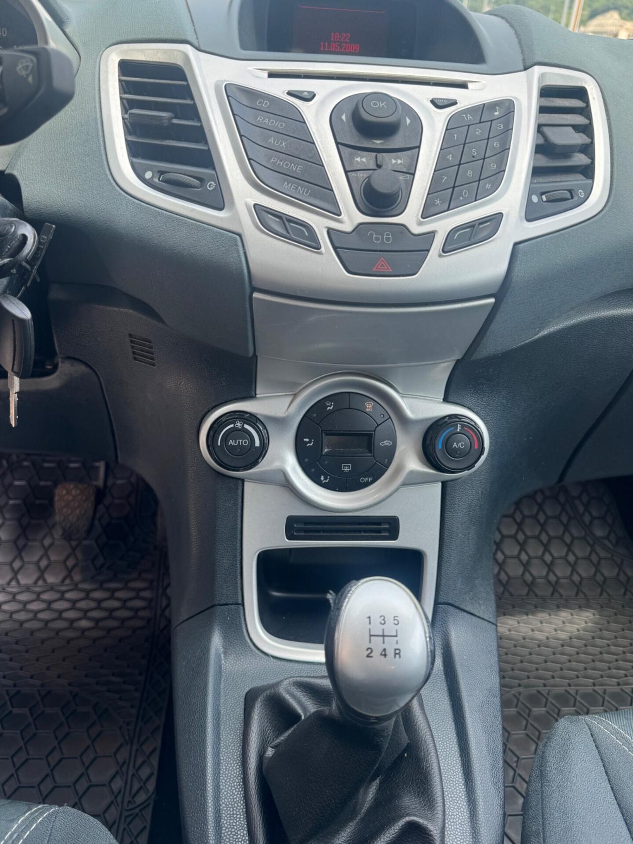 Ford Fiesta 1.4 TDCi 68CV 5 porte Titanium 2009