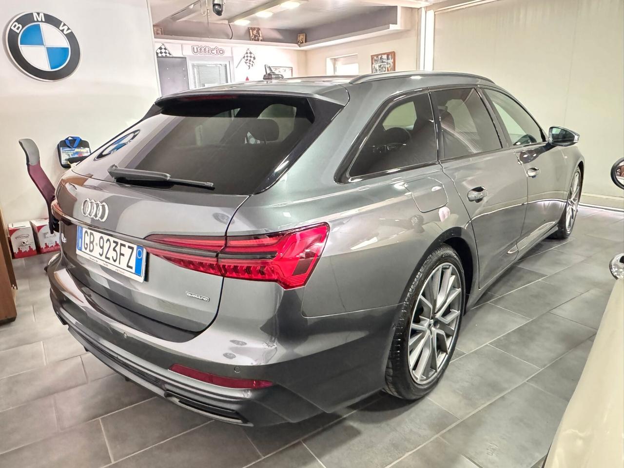 Audi A6 Avant 40 2.0 TDI quattro ultra S tronic Business Design S-line Interno Esterno
