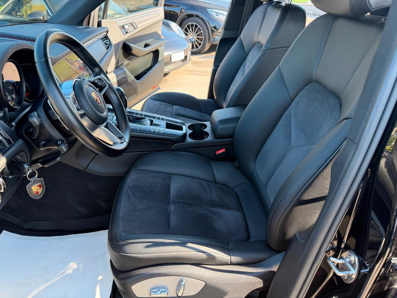 Porsche Macan 2.0 /NAVI/21"/CARPLAY/LED/KM DOC