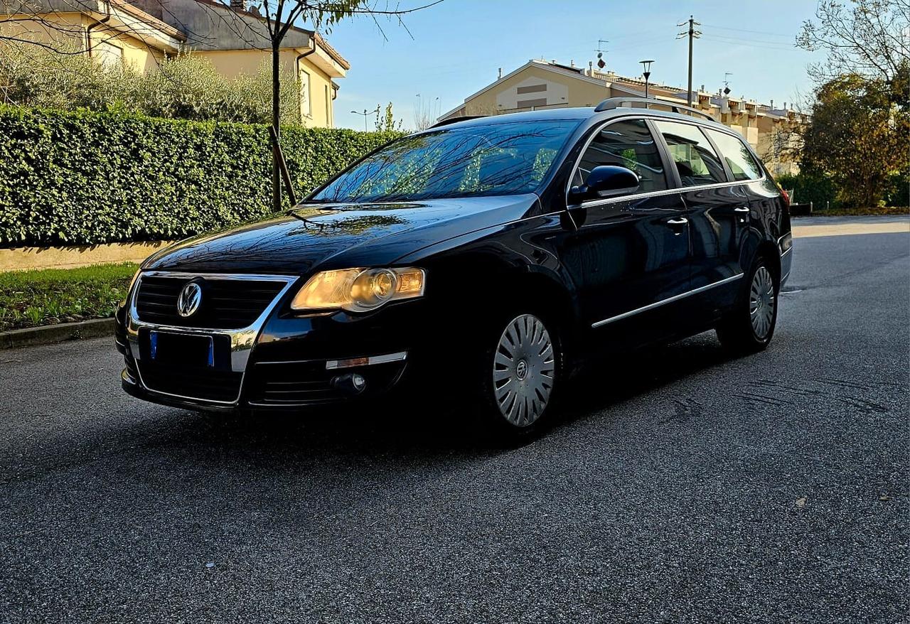 Volkswagen Passat 1.9 TDI/105CV DPF Var. Comf.