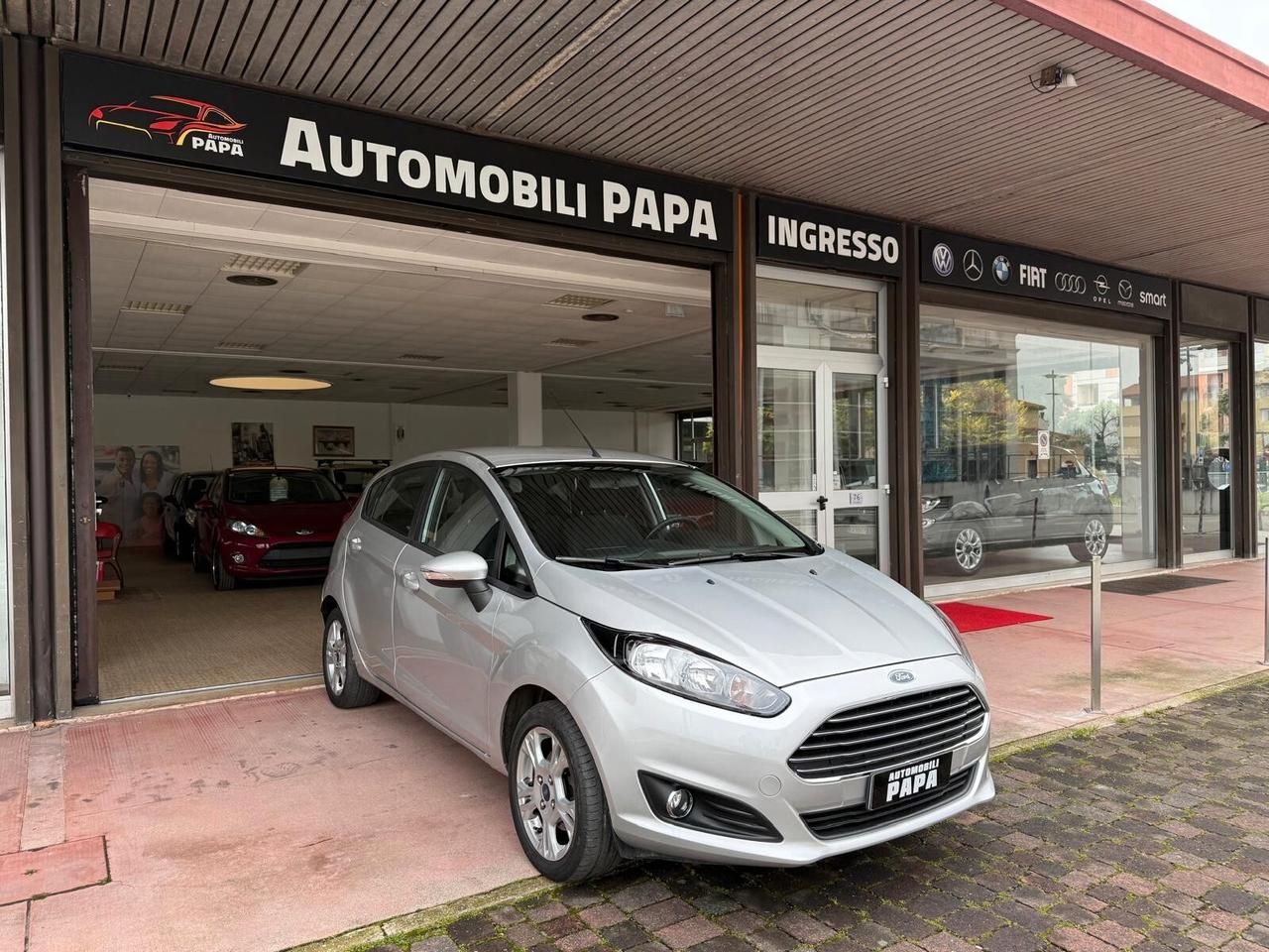 Ford Fiesta 1.5 TDCi 75CV 5 porte Black & White Edition