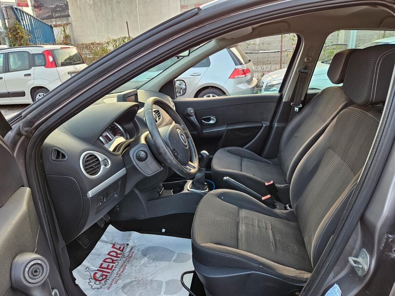 Renault Clio 1.2 16V 5 porte Luxe