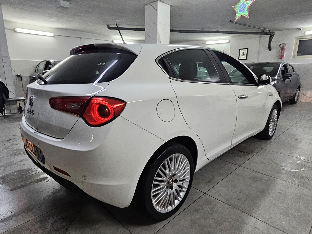 ALFA GIULETTA 1.6 M-JET EXCLUSIVE 2013 NUOVISSIMA
