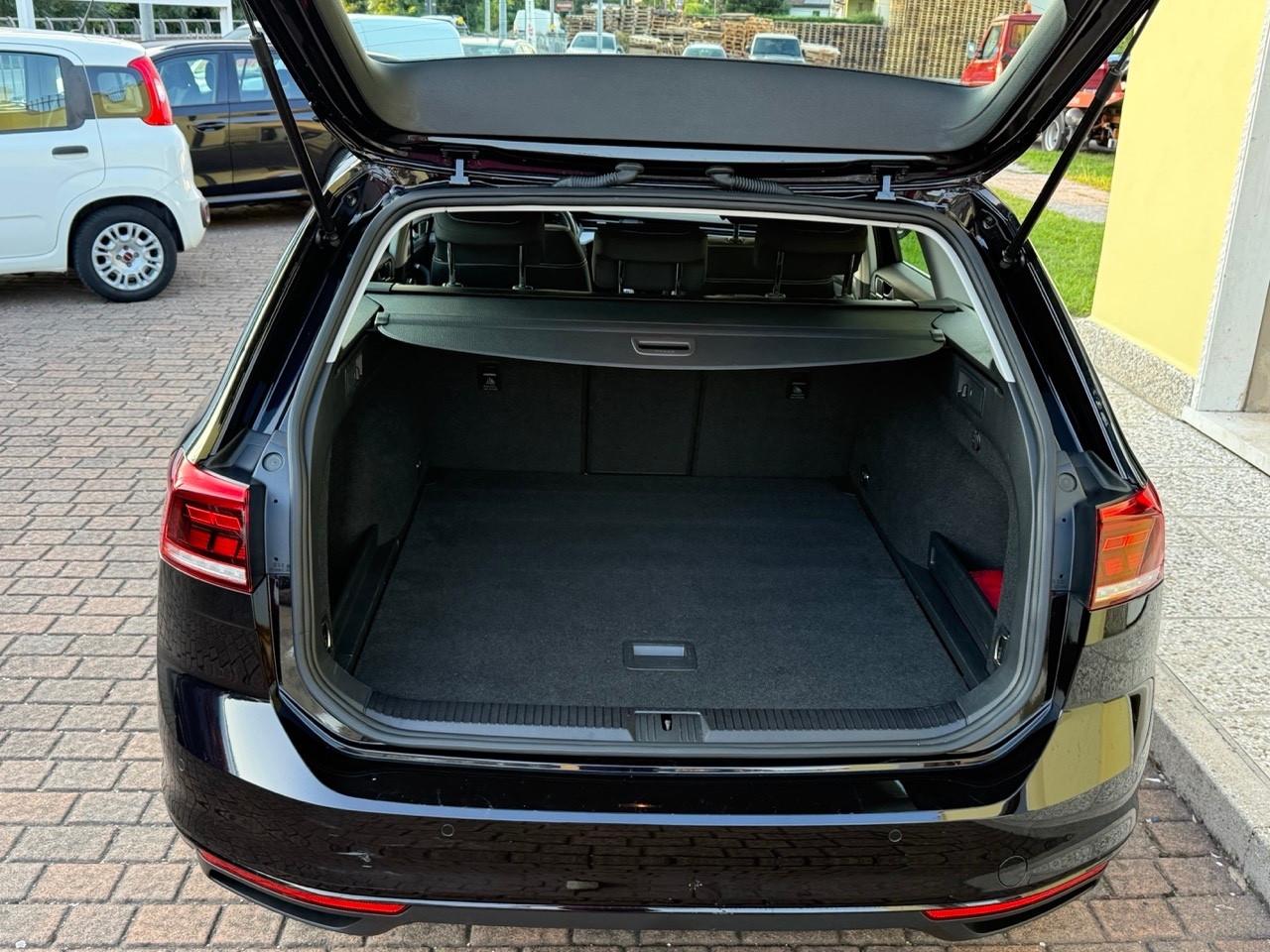 VW Passat 2.0 TDI 150CV 2023 PREZZO REALE/SERVICE UFFICIALE
