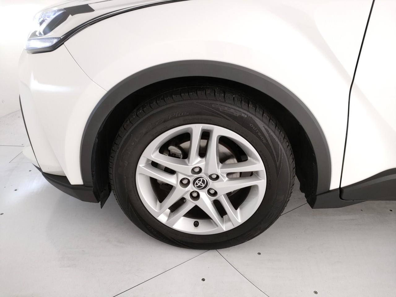 TOYOTA C-HR 1.8h Active e-cvt