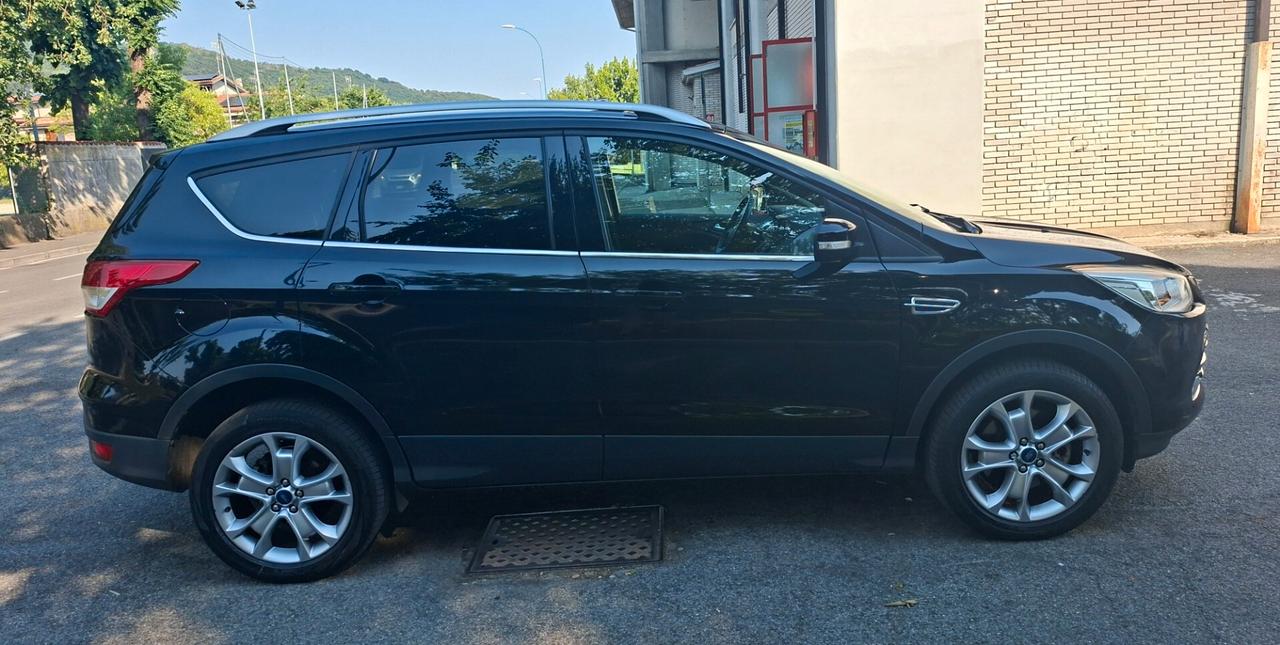 Ford Kuga 2.0 TDCI 150 CV S&S 4WD Powershift Business