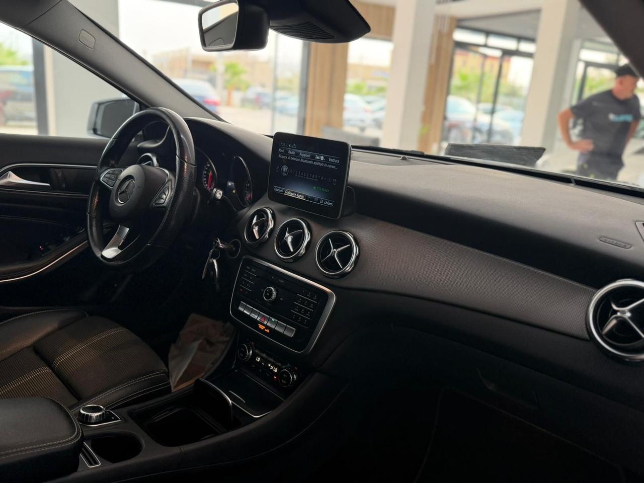 Mercedes-benz GLA 200 d Automatic Sport