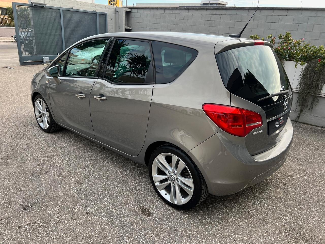 Opel Meriva 1.7 cdti Cosmo 110cv NAVI/PELLE/PDC/18; BELLA!!