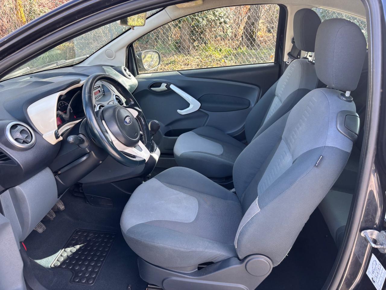 Ford Ka 1.3 TDCi 75CV Titanium