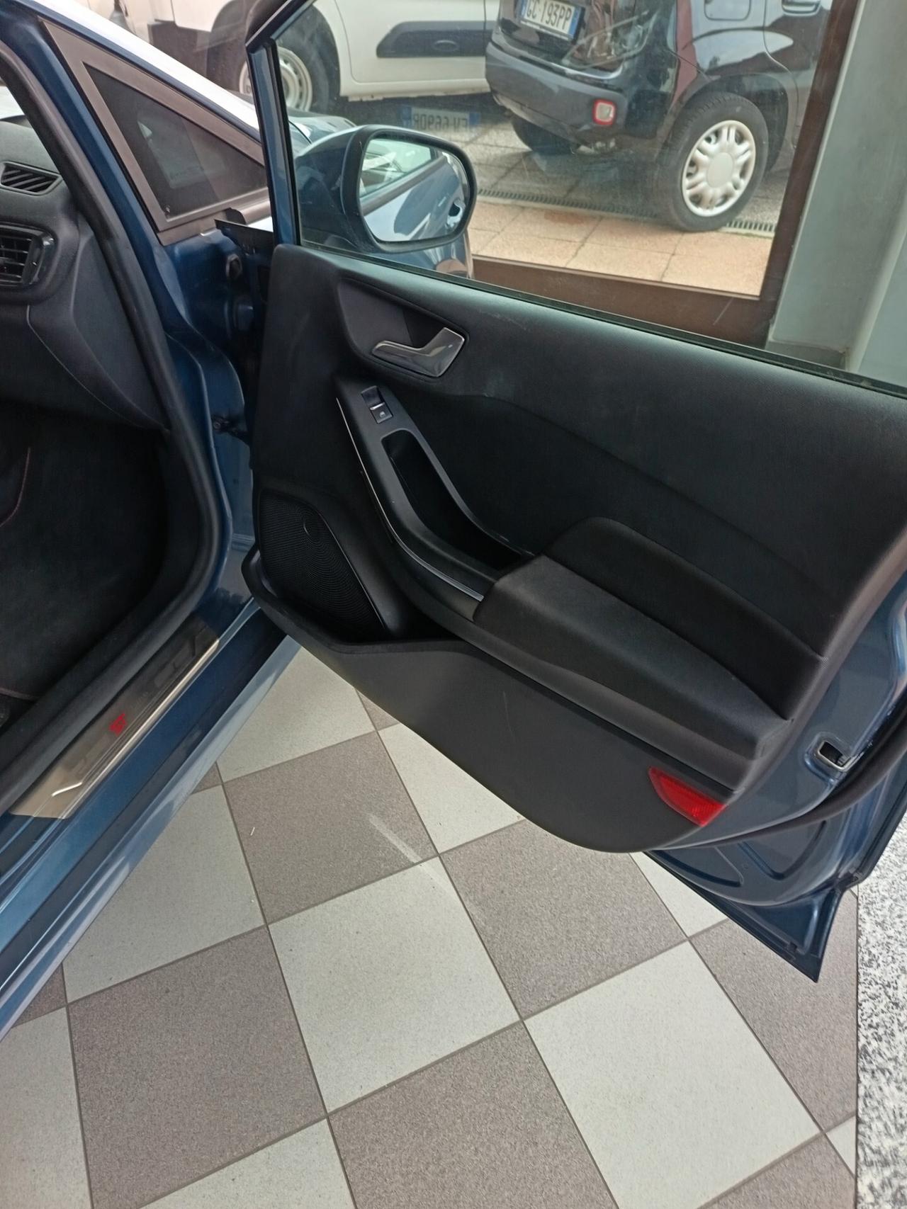 Ford Fiesta 1.0 Ecoboost 100 CV 5 porte ST-Line