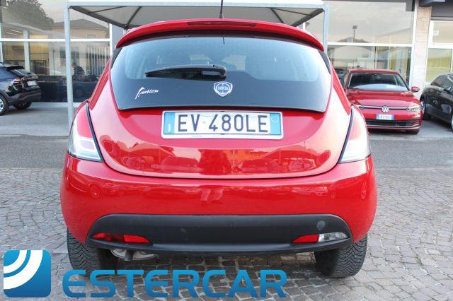 LANCIA Ypsilon 1.2 69CV 5 porte GPL Ecochic Gold
