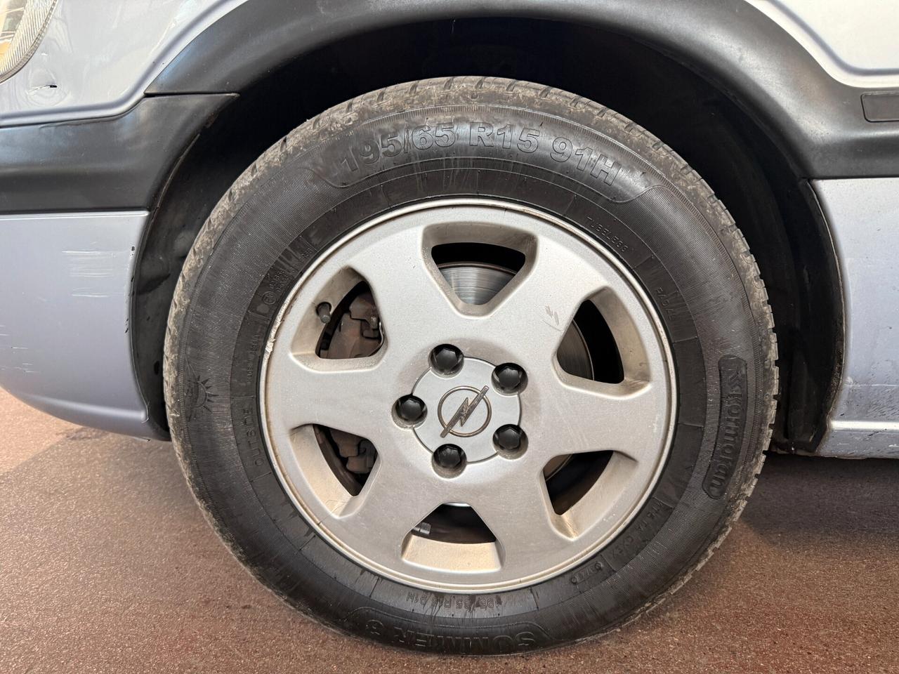 Opel Zafira 2.2 - 7 posti