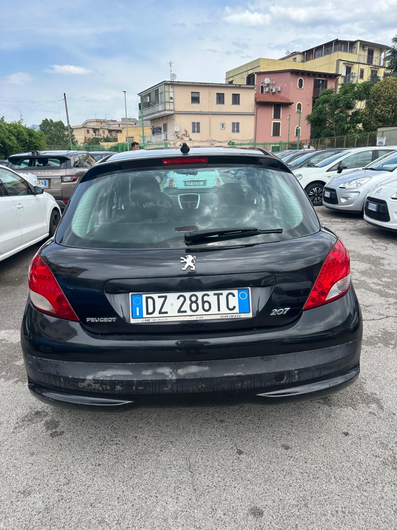 Peugeot 207 1.4 VTi 95CV 5p. XS