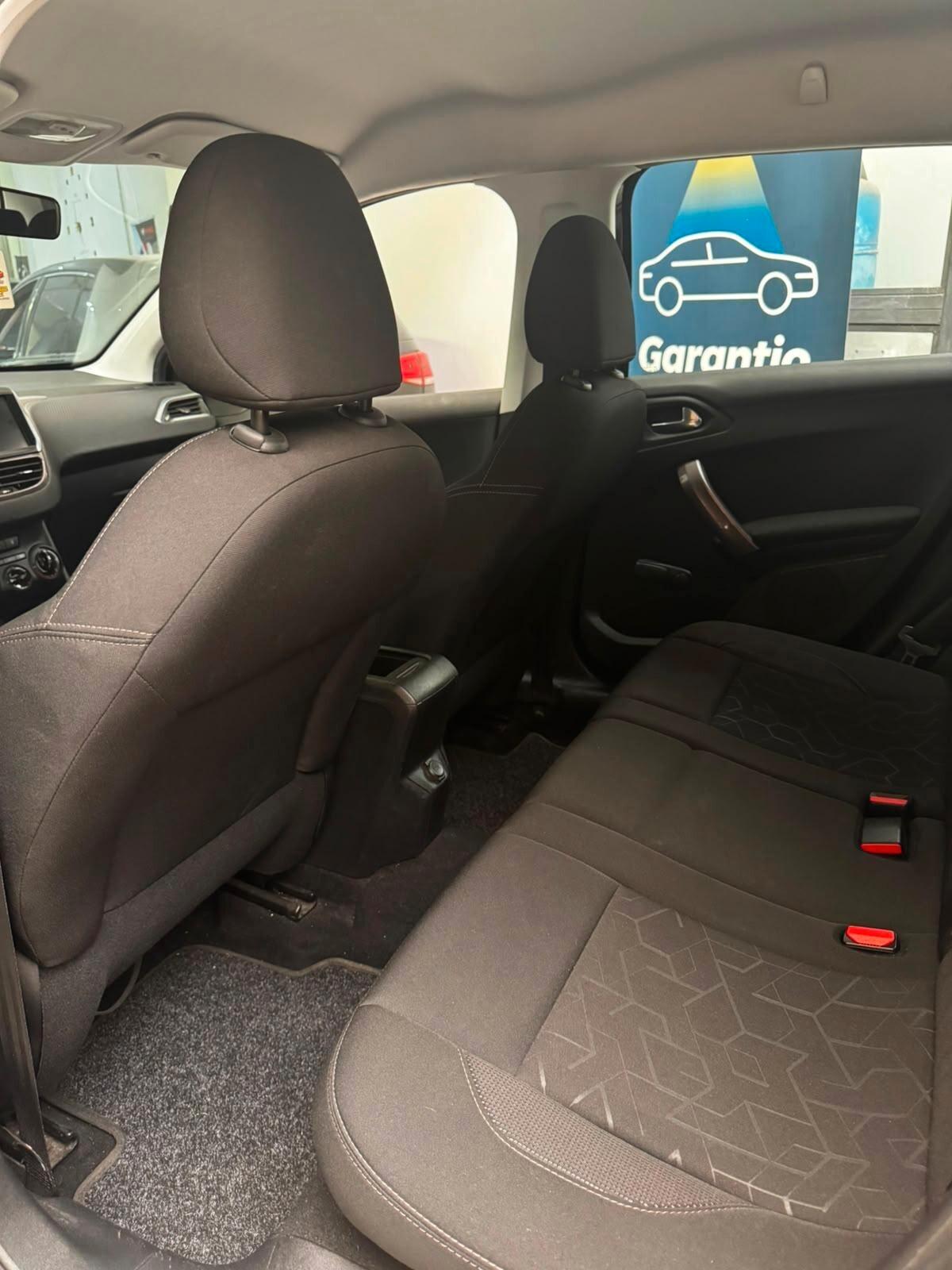 Peugeot 2008 BlueHDi 75 Active