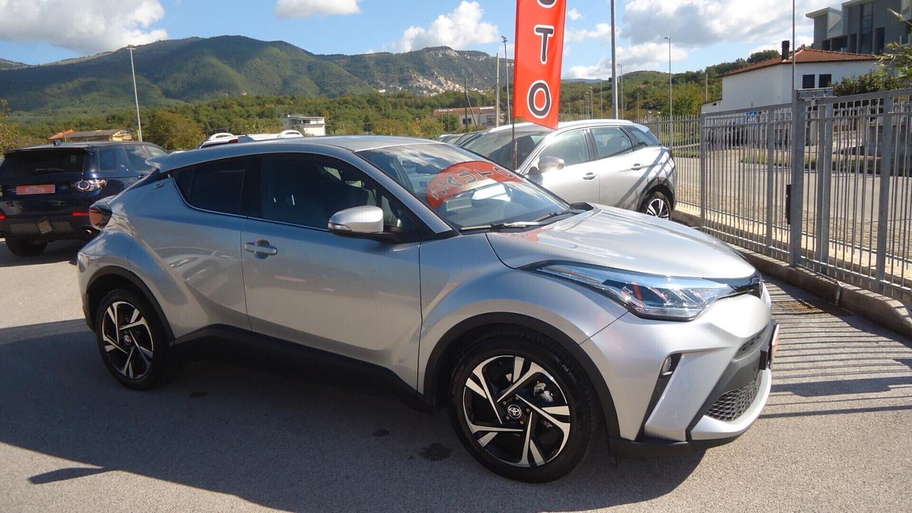 Toyota C-HR 1.8 Hybrid E-CVT Trend