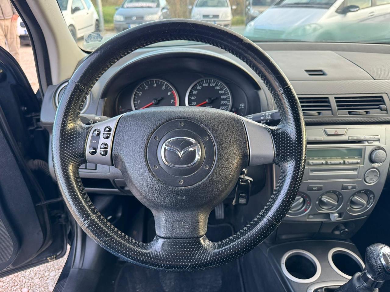 Mazda 2 1.2 16V 5p. Sony Ericsson Neopatentati