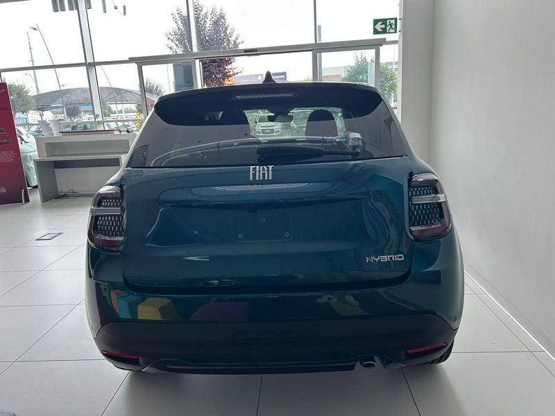 FIAT 600 1.2 hybrid La Prima 110cv auto