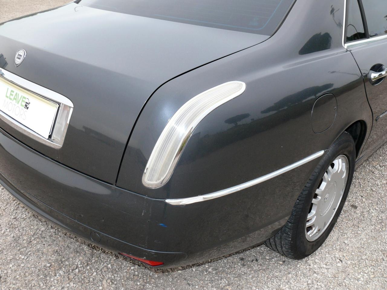 Lancia Thesis 2.4 JTD 20V aut. (M1328)