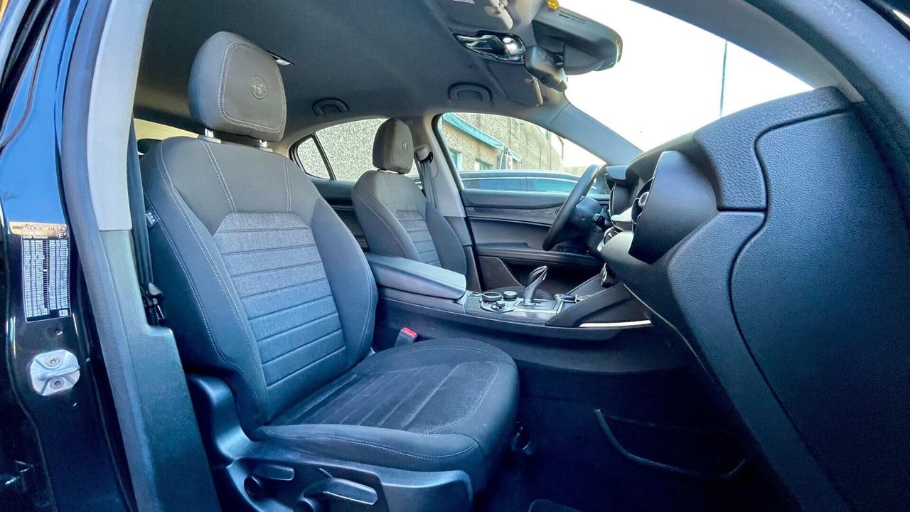 ALFA ROMEO STELVIO 2.2 TURBODIESEL AT8 Q4 190CV – LED, PORTELLONE ELETTRICO, CRUISE CONTROL