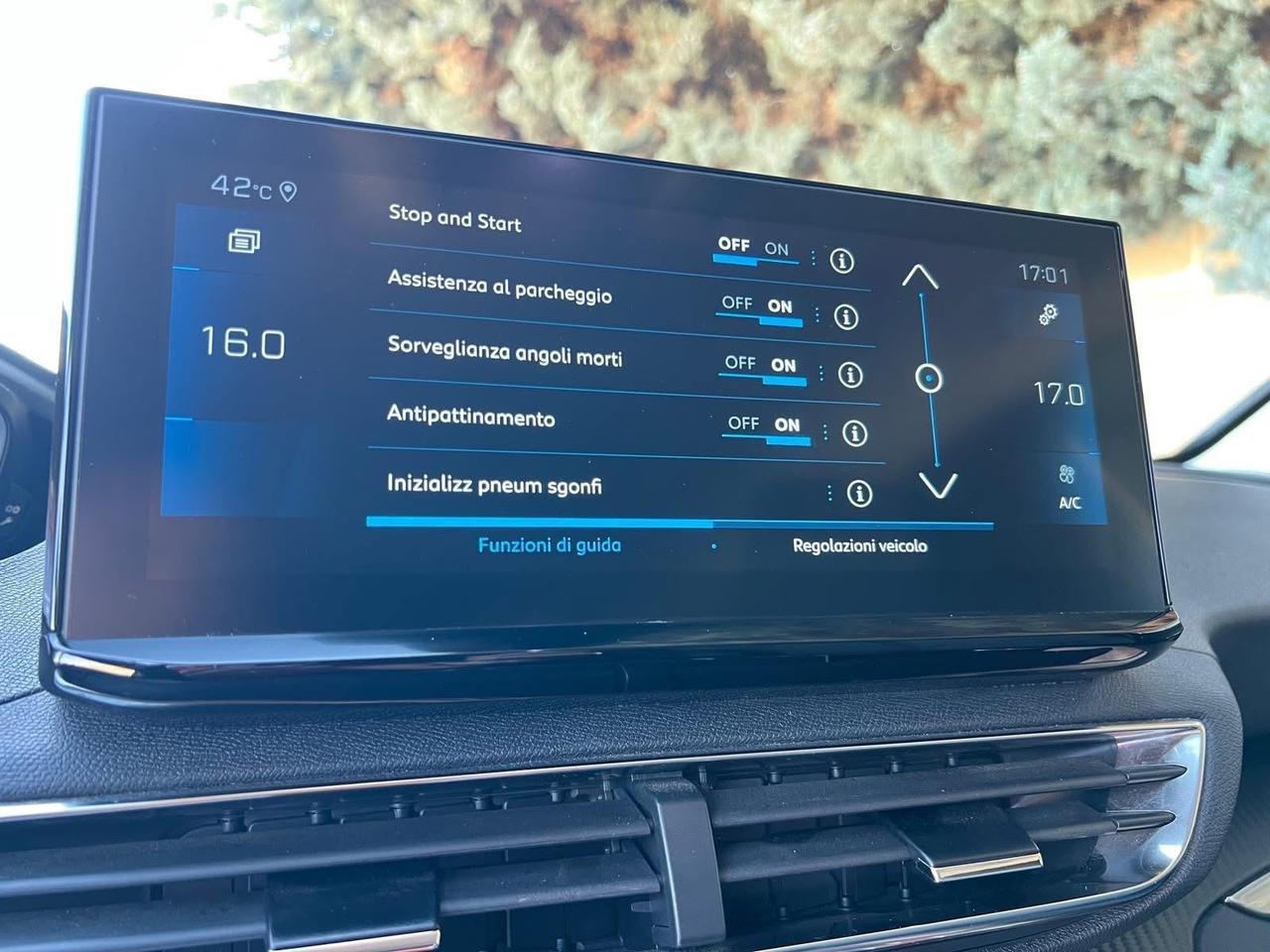 Peugeot 3008 HDi 130 EAT8 Allure Pack