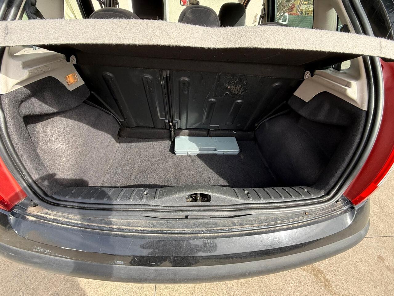 Citroen C3 1.1 BENZINA neo-pat 99.000KM