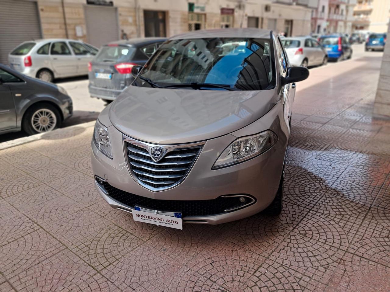 LANCIA YPSILON -NEOPATENTATI-2014-Euro4990