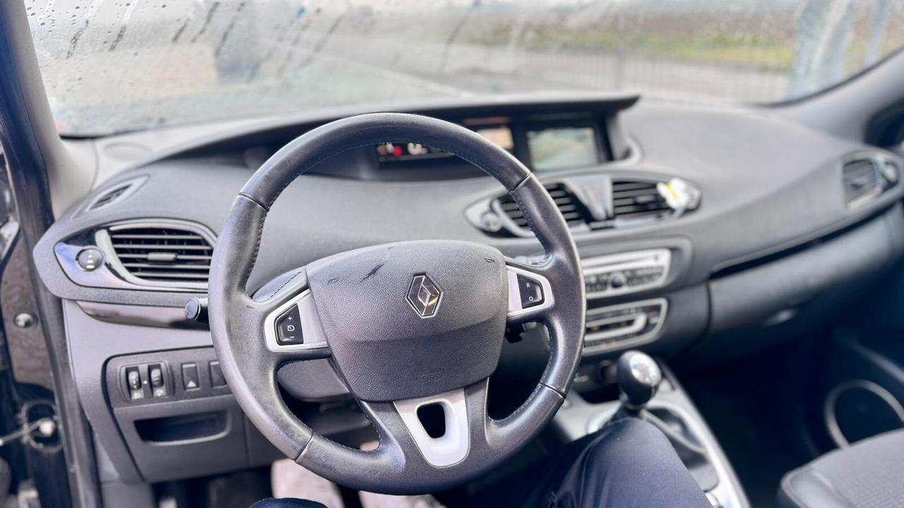 Renault Scenic X-Mod 1.5 dCi 2012 121.000KM